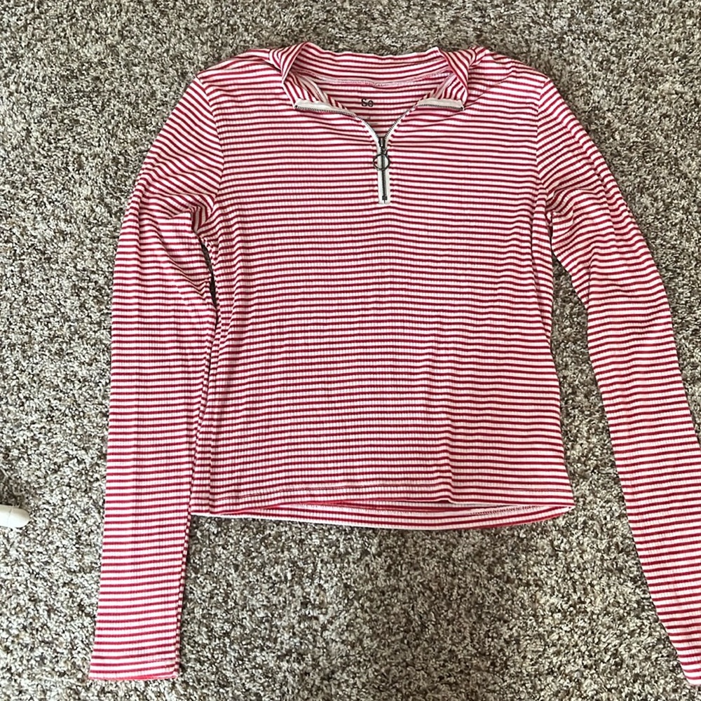 1/4 Zip Top